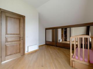 2-этажный дом, 234 м², 9.1 соток