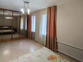 3-комн. квартира, 76.4 м², 2/4 этаж