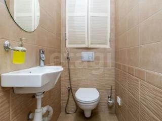 2-комн. квартира, 72.2 м², 7/9 этаж