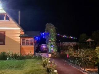  коттедж, 200 м², 6 соток