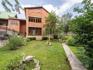 2-этажный коттедж, 383 м², 8 соток