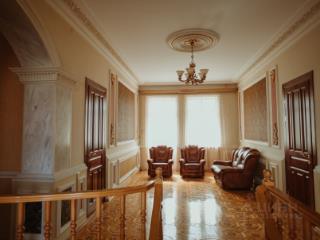 4-этажный дом, 539 м², 8 соток