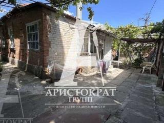  дом, 68.7 м², 6 соток