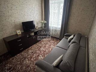 3-комн. квартира, 61 м², 3/5 этаж