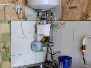 Комната, 100 м²