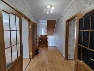 3-этажный дом, 263.4 м², 10 соток