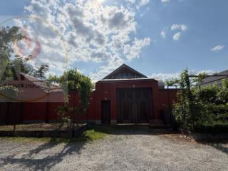 3-этажный дом, 333 м², 7 соток