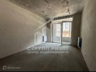 2-комн. квартира, 70 м², 1/7 этаж