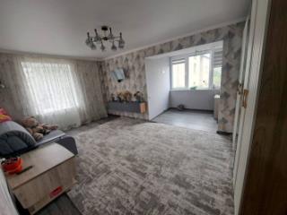 2-комн. квартира, 57 м², 2/5 этаж