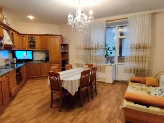 4-комн. квартира, 171.2 м², 6/7 этаж