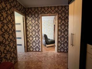 2-комн. квартира, 53 м², 3/5 этаж