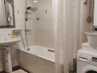 6-комн. квартира, 155.7 м², 2/5 этаж