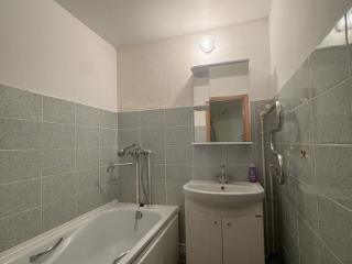 2-комн. квартира, 56 м², 4/5 этаж