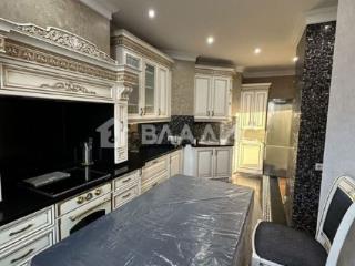 2-комн. квартира, 58 м², 8/19 этаж