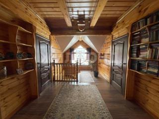  дом, 286.8 м², 17.85 соток