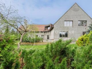 2-этажный дом, 800 м², 14 соток