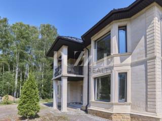 2-этажный дом, 301 м², 12 соток