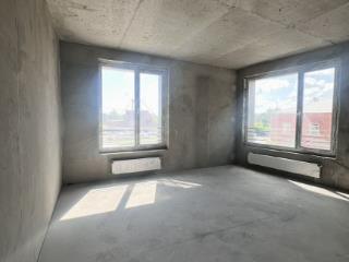 2-комн. квартира, 76 м², 4/18 этаж
