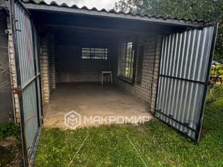  дом, 187.3 м², 18.3 соток