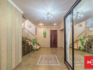 2-этажный коттедж, 207 м², 18.6 соток