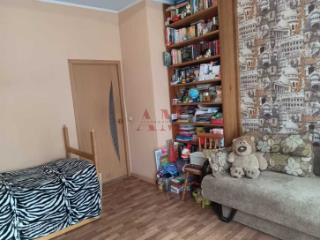 2-комн. квартира, 65 м², 2/2 этаж