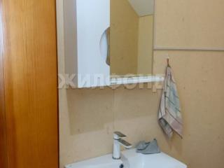  дом, 220 м², 8 соток