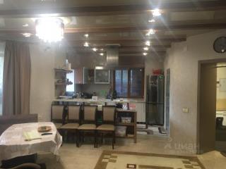 3-этажный коттедж, 279 м², 12.4 соток