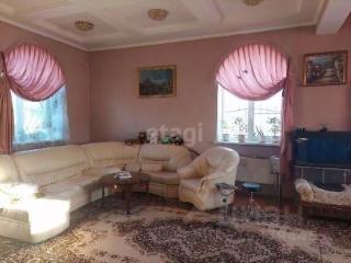 3-этажный дом, 300.7 м², 12.75 соток