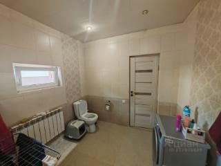 3-этажный коттедж, 250 м², 8 соток