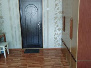 Комната, 90 м²