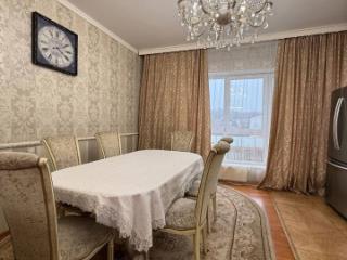 3-этажный таунхаус, 200 м²