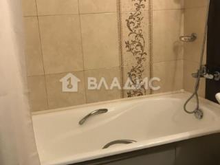 2-комн. квартира, 60 м², 10/17 этаж
