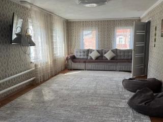  дом, 113.7 м², 4 сотки