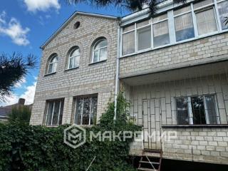  дом, 187.3 м², 18.3 соток