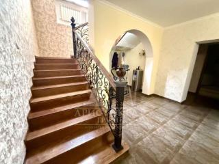 3-этажный дом, 342.7 м², 6.5 соток