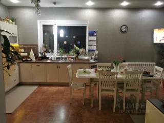 3-этажный дом, 357 м², 10 соток