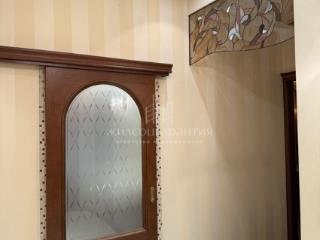 3-комн. квартира, 97 м², 2/5 этаж