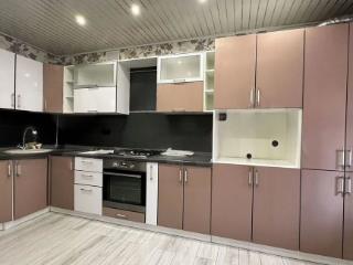 3-комн. квартира, 79 м², 1/10 этаж