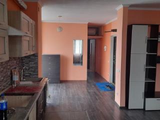 2-комн. квартира, 55 м², 3/3 этаж