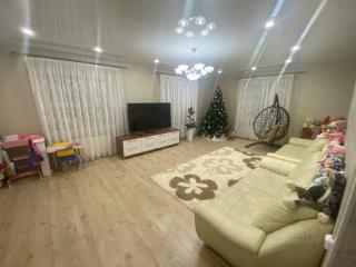 2-этажный дом, 197.9 м², 1.2 сотка