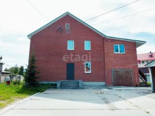 3-этажный дом, 323.7 м², 12 соток