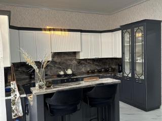  дом, 650 м², 16 соток