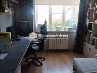 3-этажный дом, 250 м², 4.4 сотки