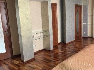 6-комн. квартира, 261.2 м², 7/9 этаж