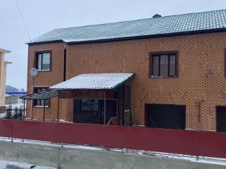  дом, 300 м², 5 соток