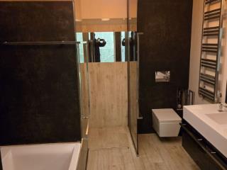 3-комн. квартира, 165 м², 1/3 этаж