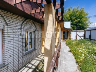  дом, 398 м², 7 соток