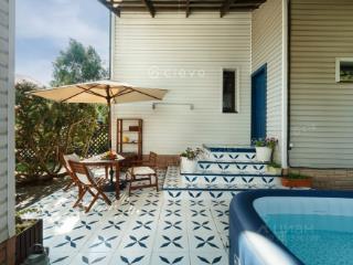 2-этажный дом, 317 м², 10 соток