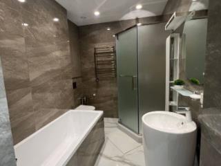 3-комн. квартира, 75 м², 10/42 этаж