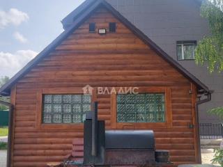  дом, 277.6 м², 20 соток